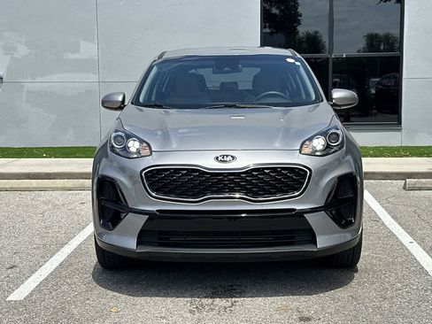 Used 2022 Kia Sportage LX image 12