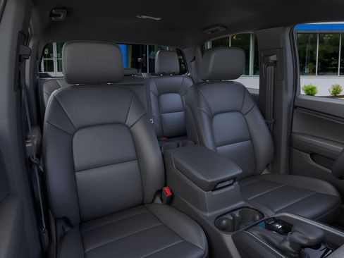 New 2025 Chevrolet Colorado LT w/ LT Convenience Package image 16