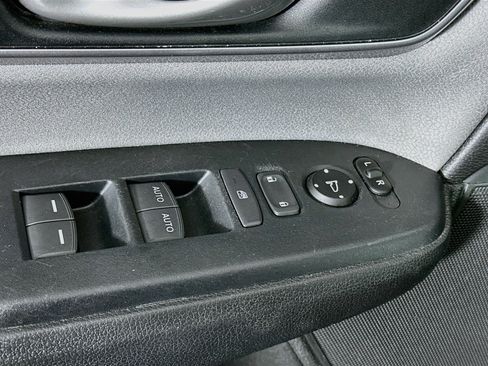 Used 2017 Honda CR-V EX image 15