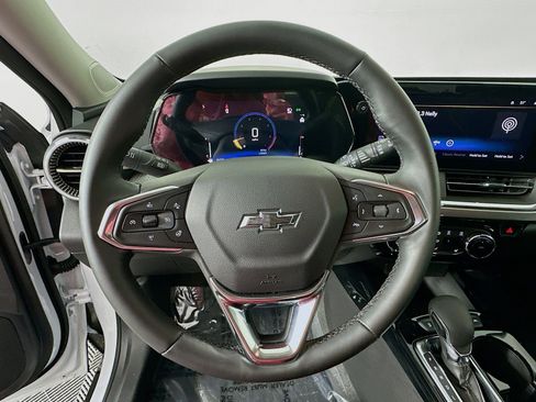 New 2025 Chevrolet Trax ACTIV w/ Driver Confidence Package image 12