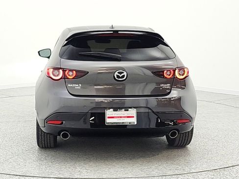 Used 2024 MAZDA MAZDA3 Hatchback w/Premium Plus Pkg image 6