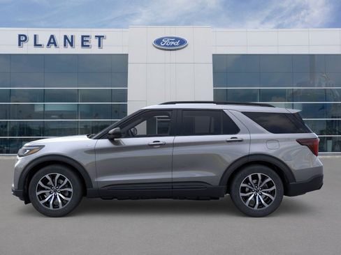 New 2026 Ford Explorer ST-Line RWD image 3