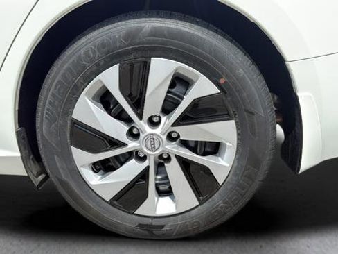 Certified 2025 Nissan Altima 2.5 S FWD image 15