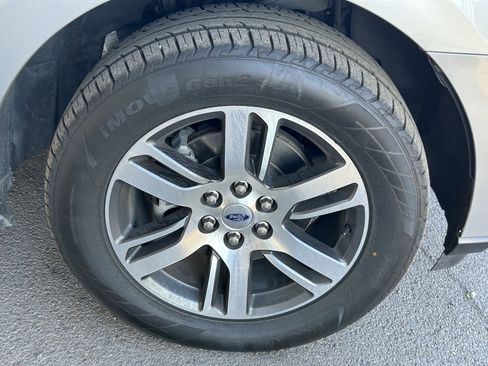 Used 2023 Ford Expedition Max Limited image 7