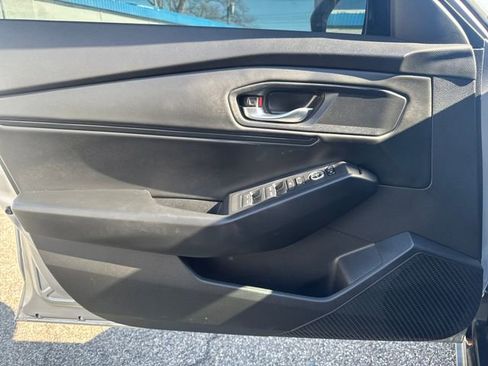 Used 2024 Honda Accord EX image 12