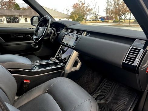 Used 2019 Land Rover Range Rover Supercharged image 24