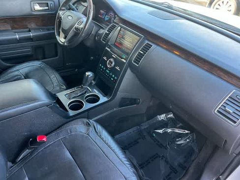 Used 2014 Ford Flex Limited FWD image 17