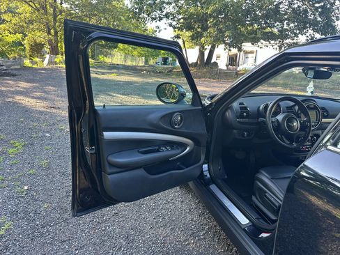 Used 2016 MINI Cooper Clubman image 33