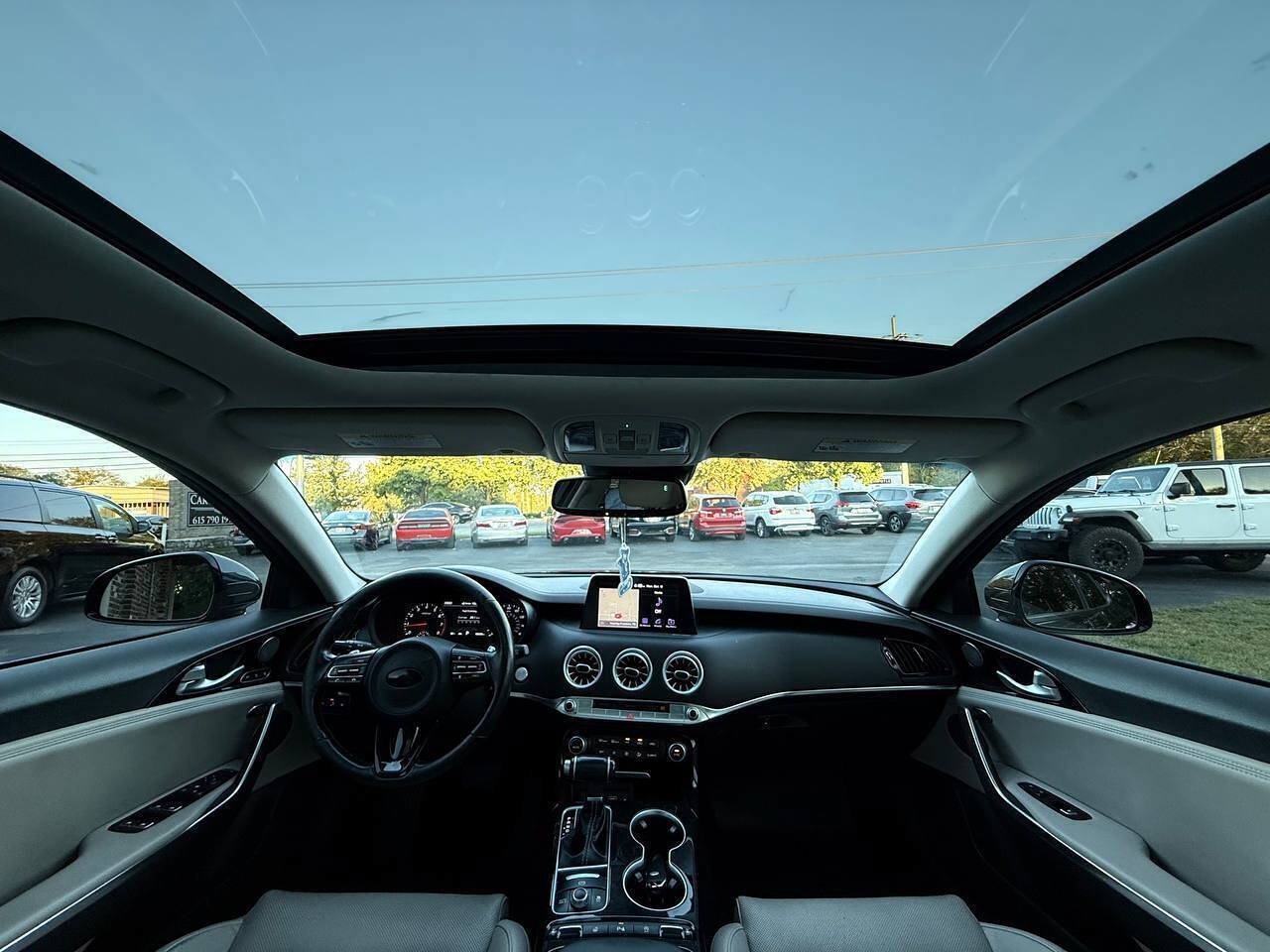 Used 2019 Kia Stinger Premium AWD/4WD image 19