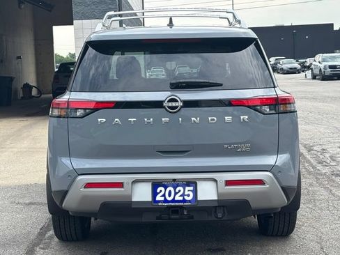 Used 2025 Nissan Pathfinder Platinum AWD/4WD image 6