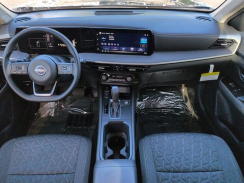 Certified 2026 Nissan Kicks SV FWD image 15