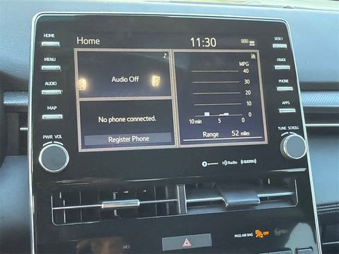 Used 2021 Toyota Avalon XSE image 26