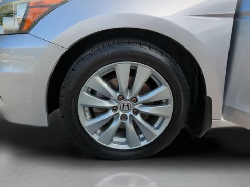Used 2011 Honda Accord EX image 32
