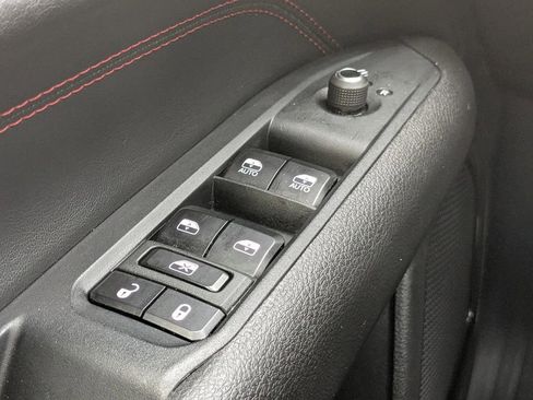 Used 2024 Jeep Compass Trailhawk image 23