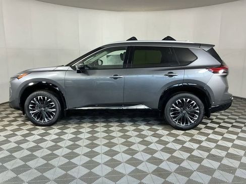 New 2026 Nissan Rogue Platinum w/ Platinum Premium Package image 4