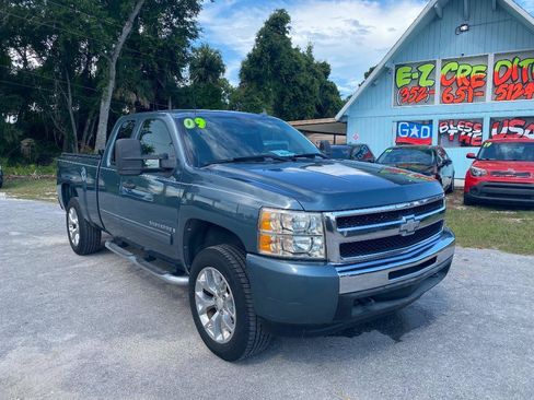 Used 2009 Chevrolet Silverado 1500 LT w/ Power Pack Plus RWD image 5