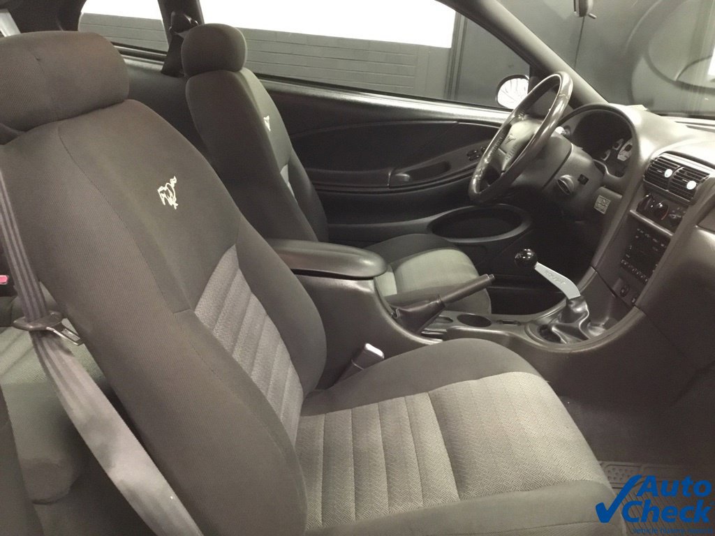 Used 2002 Ford Mustang GT RWD image 31