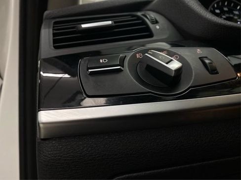 Used 2017 BMW X3 sDrive28i RWD image 24