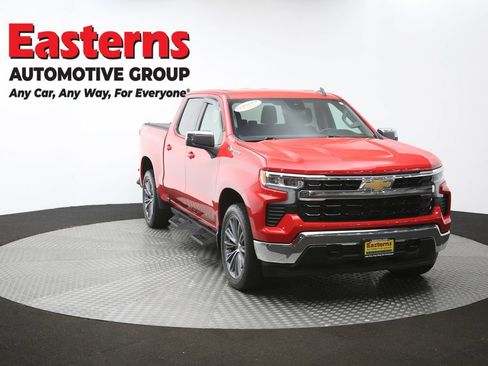 Used 2022 Chevrolet Silverado 1500 LT AWD/4WD image 58