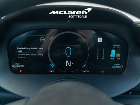 Used 2024 McLaren Artura RWD image 14