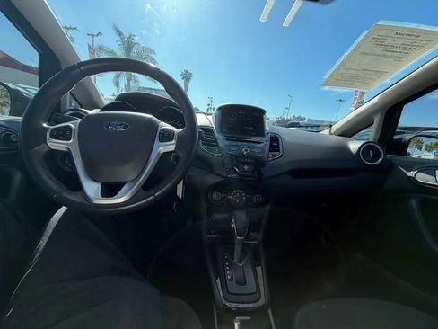 Used 2015 Ford Fiesta SE w/ Equipment Group 201A image 7