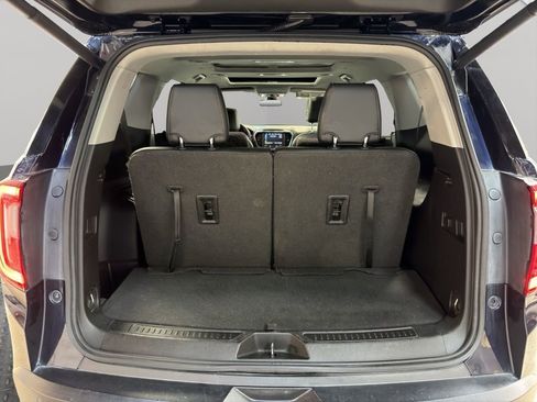 Used 2021 GMC Acadia AT4 w/ Trailering Package AWD/4WD image 19
