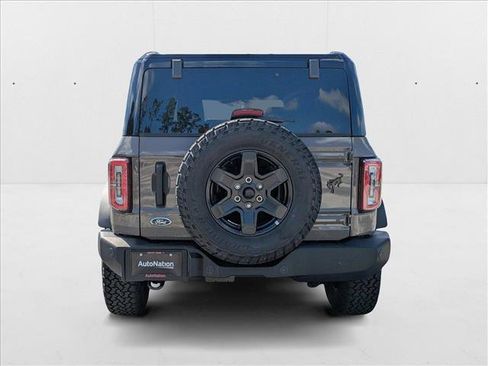 New 2025 Ford Bronco Outer Banks image 8