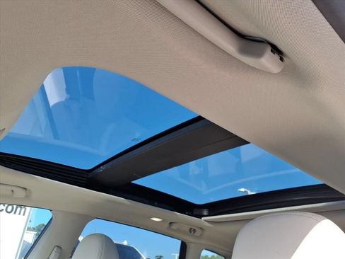 Used 2024 Nissan Murano Platinum w/ Cargo Package FWD image 11