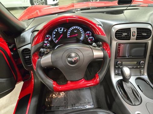 Used 2006 Chevrolet Corvette Base 2D Convertible w/ Preferred Equipment Group image 13