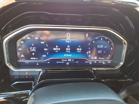 Used 2024 Chevrolet Silverado 2500 LT image 18