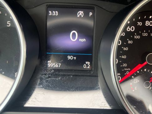 Used 2018 Volkswagen Tiguan S FWD image 18
