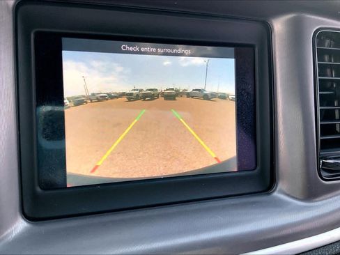 Used 2022 Dodge Charger SXT w/ Blacktop Package image 27