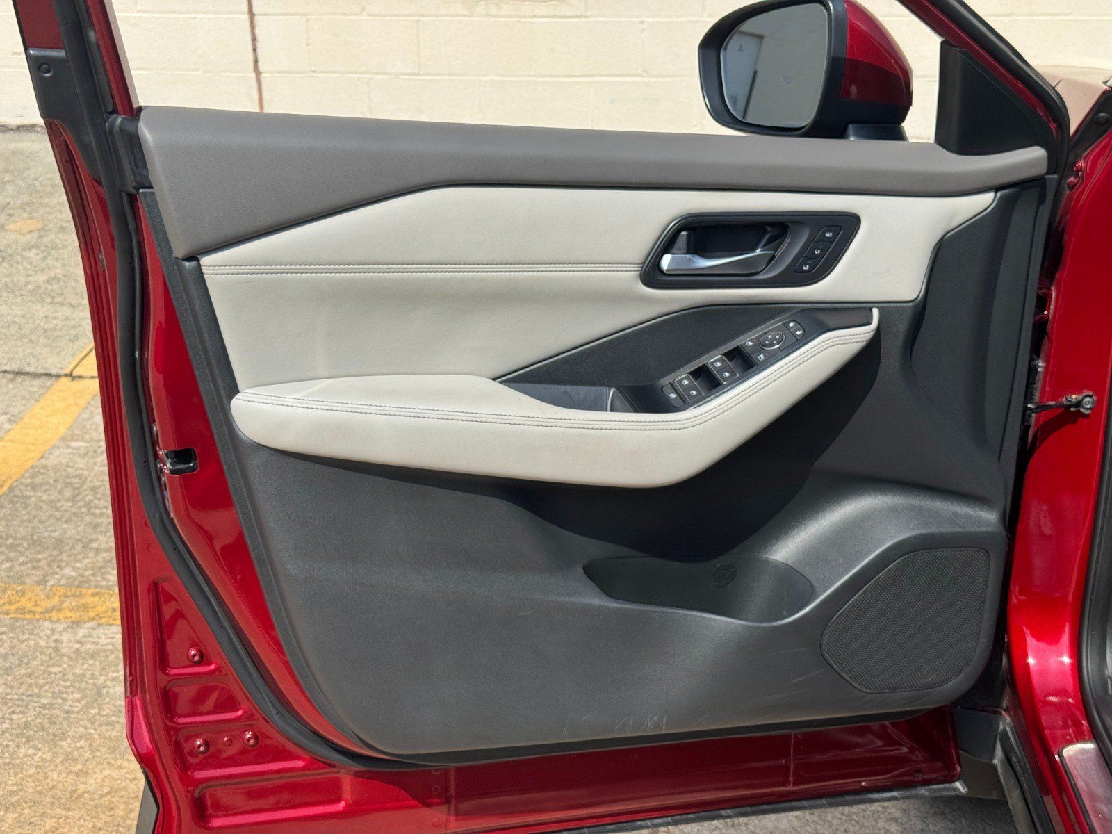 Used 2023 Nissan Rogue SL w/ SL Premium Package FWD image 39