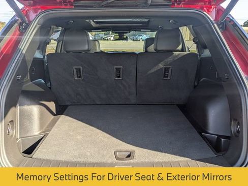 Used 2022 Chevrolet Blazer RS w/ Enhanced Convenience Package image 29