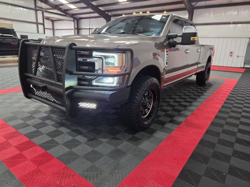 Used 2022 Ford F350 King Ranch w/ Chrome Package AWD/4WD image 21