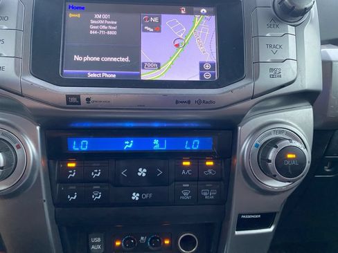 Used 2019 Toyota 4Runner Limited AWD/4WD image 28