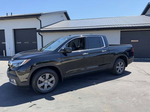 Used 2020 Honda Ridgeline RTL-E image 2