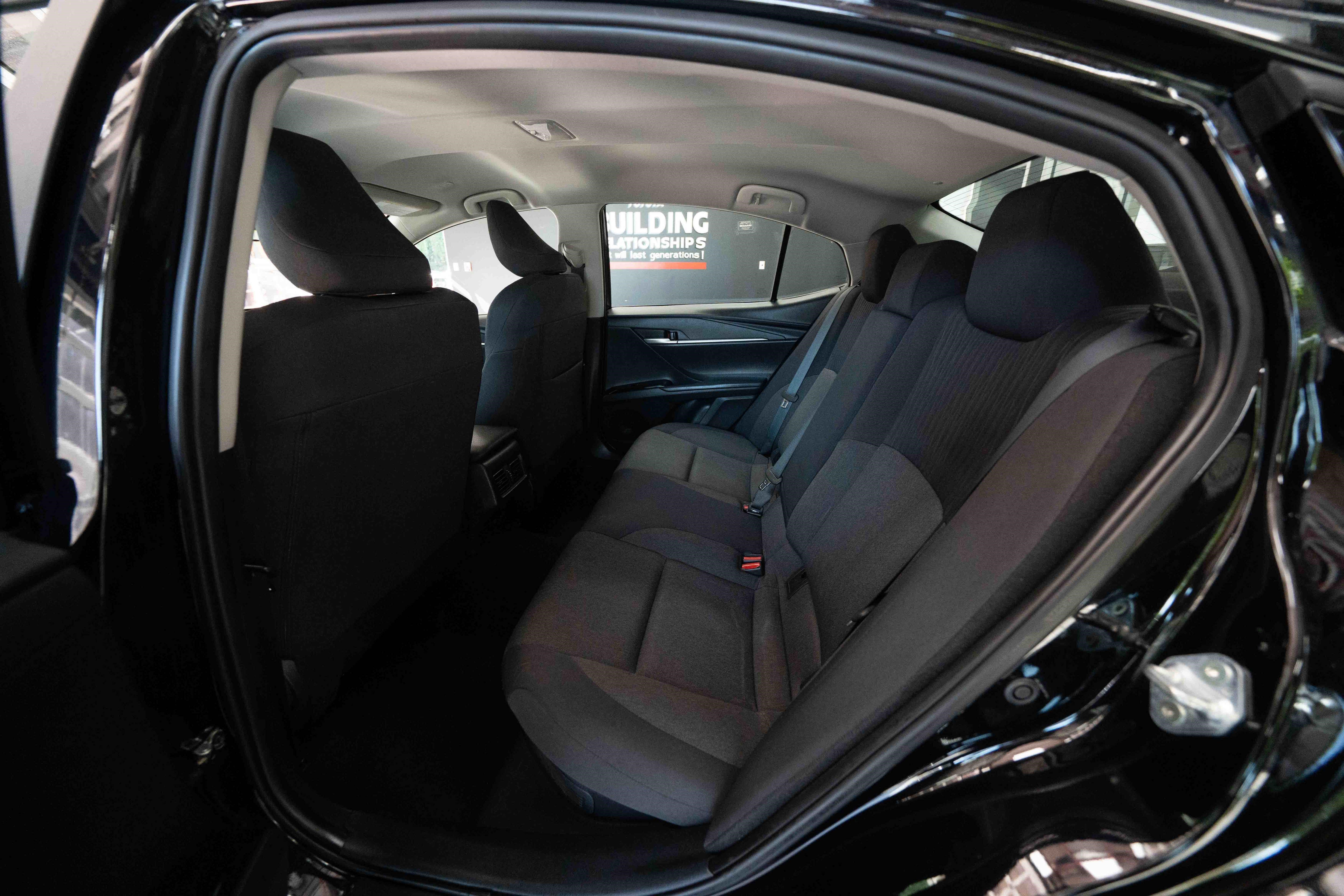 Used 2025 Toyota Camry LE FWD image 23