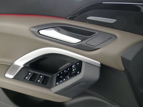 New 2025 Audi Q5 Premium Plus image 11