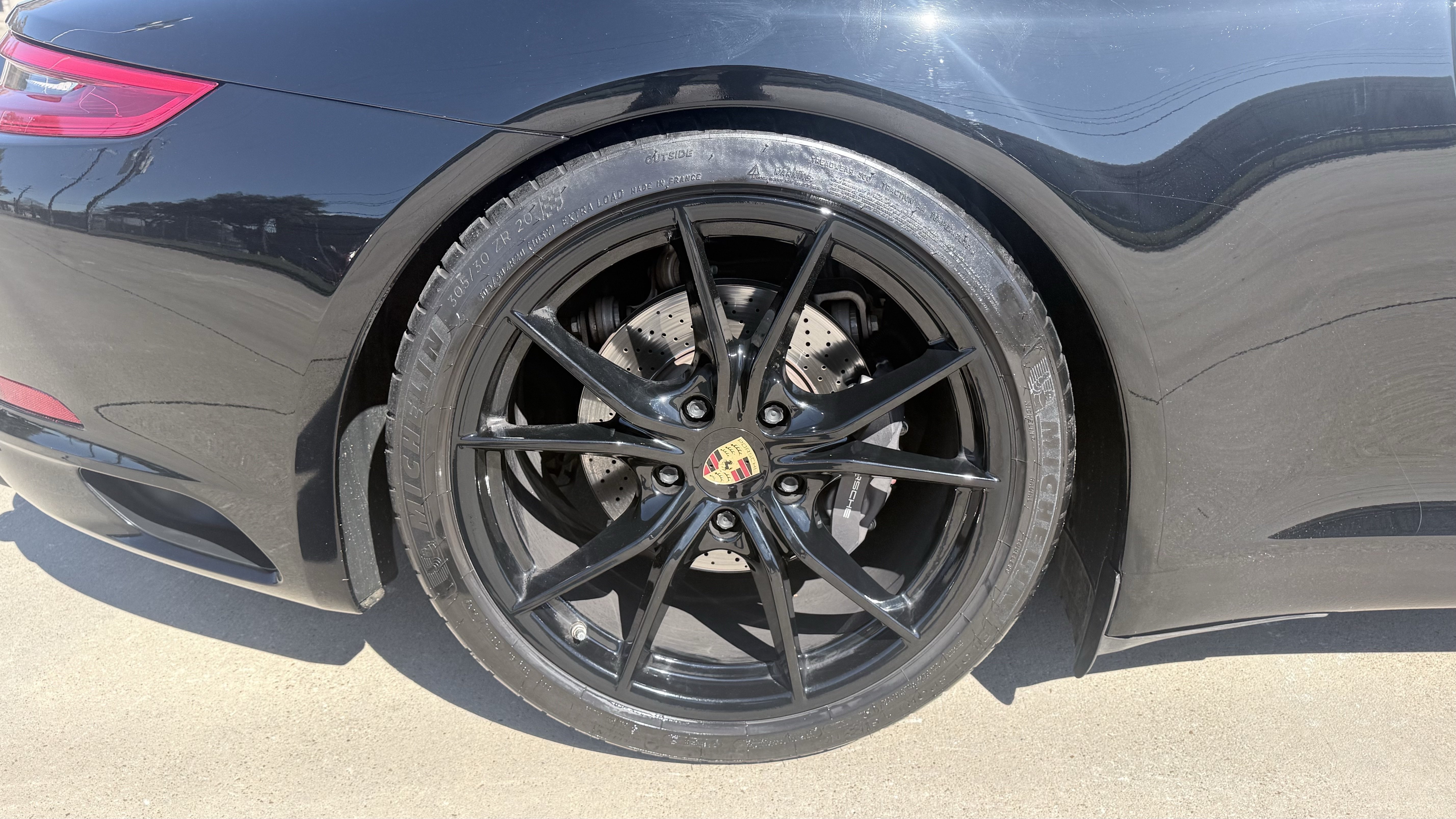Used 2018 Porsche 911 Carrera image 13