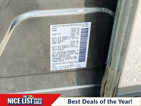 Used 2024 Nissan Pathfinder SL w/ Black Appearance Package image 33