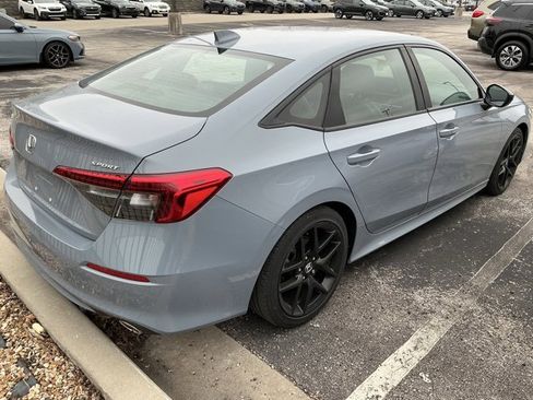 Used 2022 Honda Civic Sport image 6