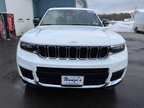 Used 2024 Jeep Grand Cherokee L Limited image 8