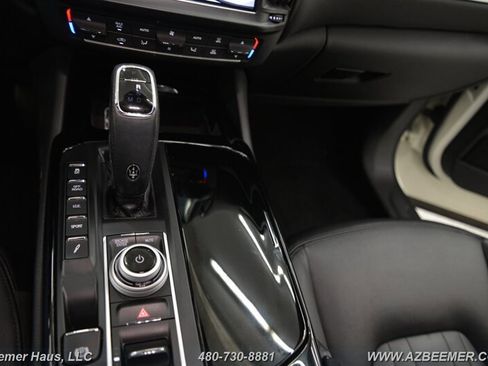 Used 2022 Maserati Levante Modena image 33