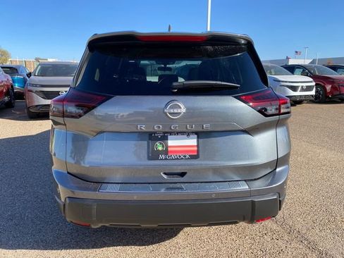 New 2026 Nissan Rogue SV w/ SV Premium Package image 5