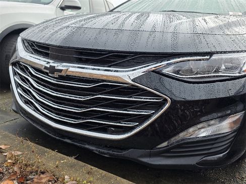 Used 2024 Chevrolet Malibu LT image 12