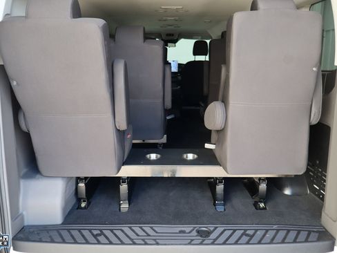 Used 2024 Ford Transit 350 XLT image 24