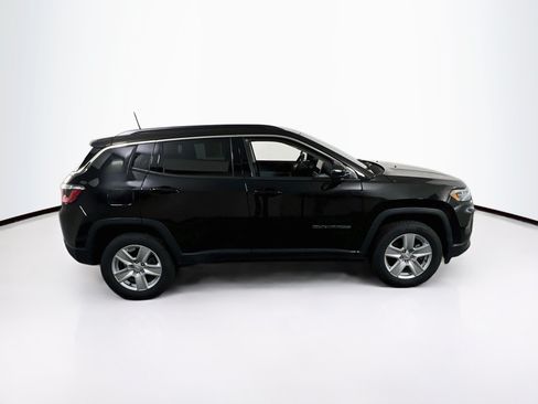 Used 2022 Jeep Compass Latitude AWD/4WD image 4