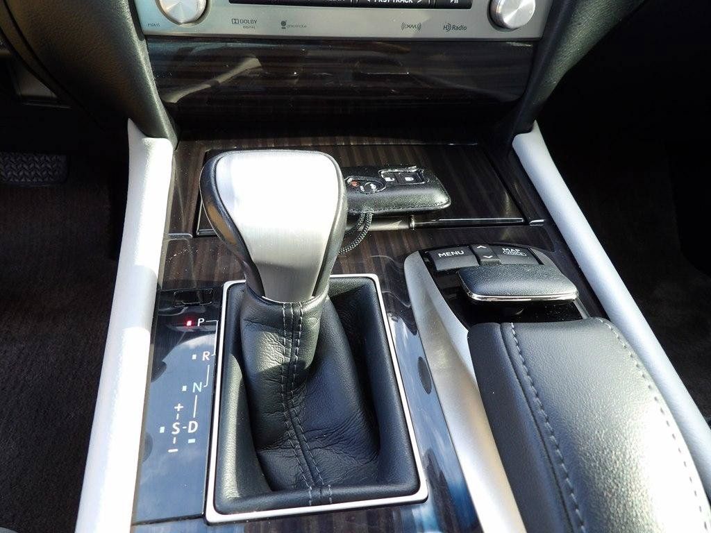 Used 2014 Lexus LS 460 w/ Comfort Package RWD image 64