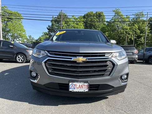 Used 2019 Chevrolet Traverse LT AWD/4WD image 2